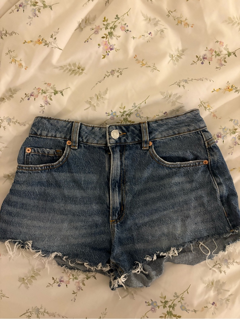 Garage: Classic High-Waist Blue Denim Women’s Shorts